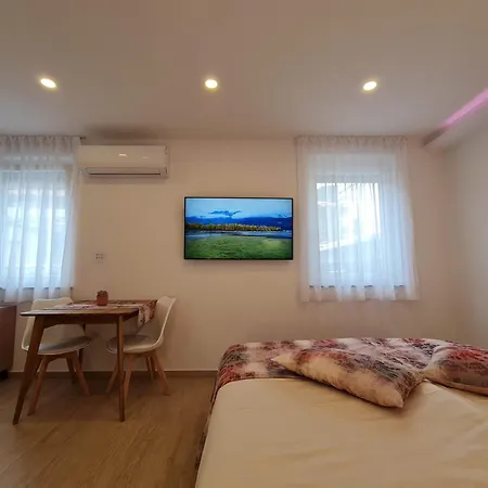 Apartment Getaway Pri Kobalu *
