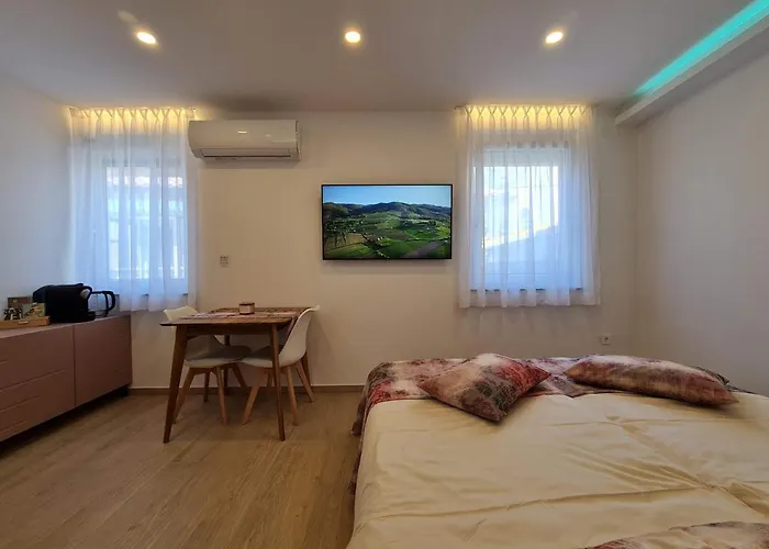 Appartement Restaurant & Getaway Pri Kobalu