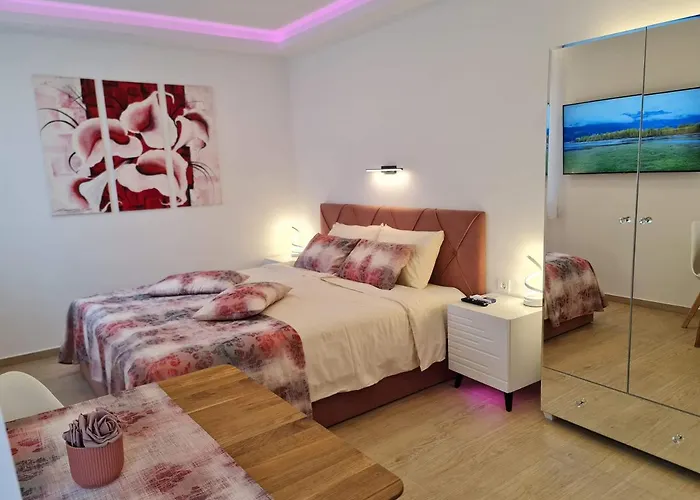 Apartamento Restaurant & Getaway Pri Kobalu